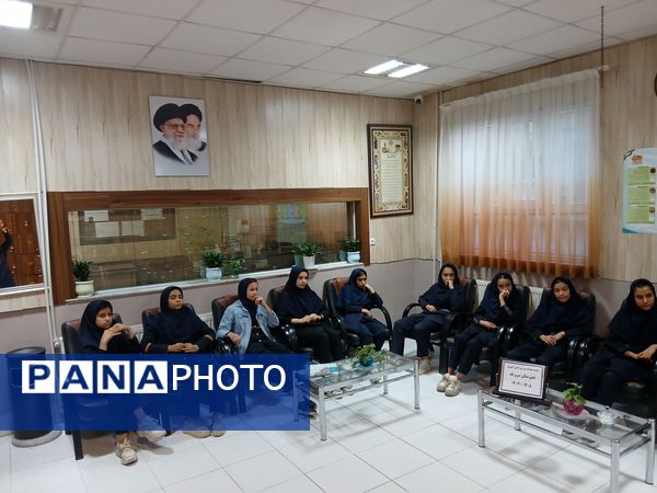 جلسه شورای دانش آموزی دبیرستان سروقد