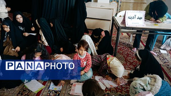 حضور کودکان در نماز جمعه کاشمر 