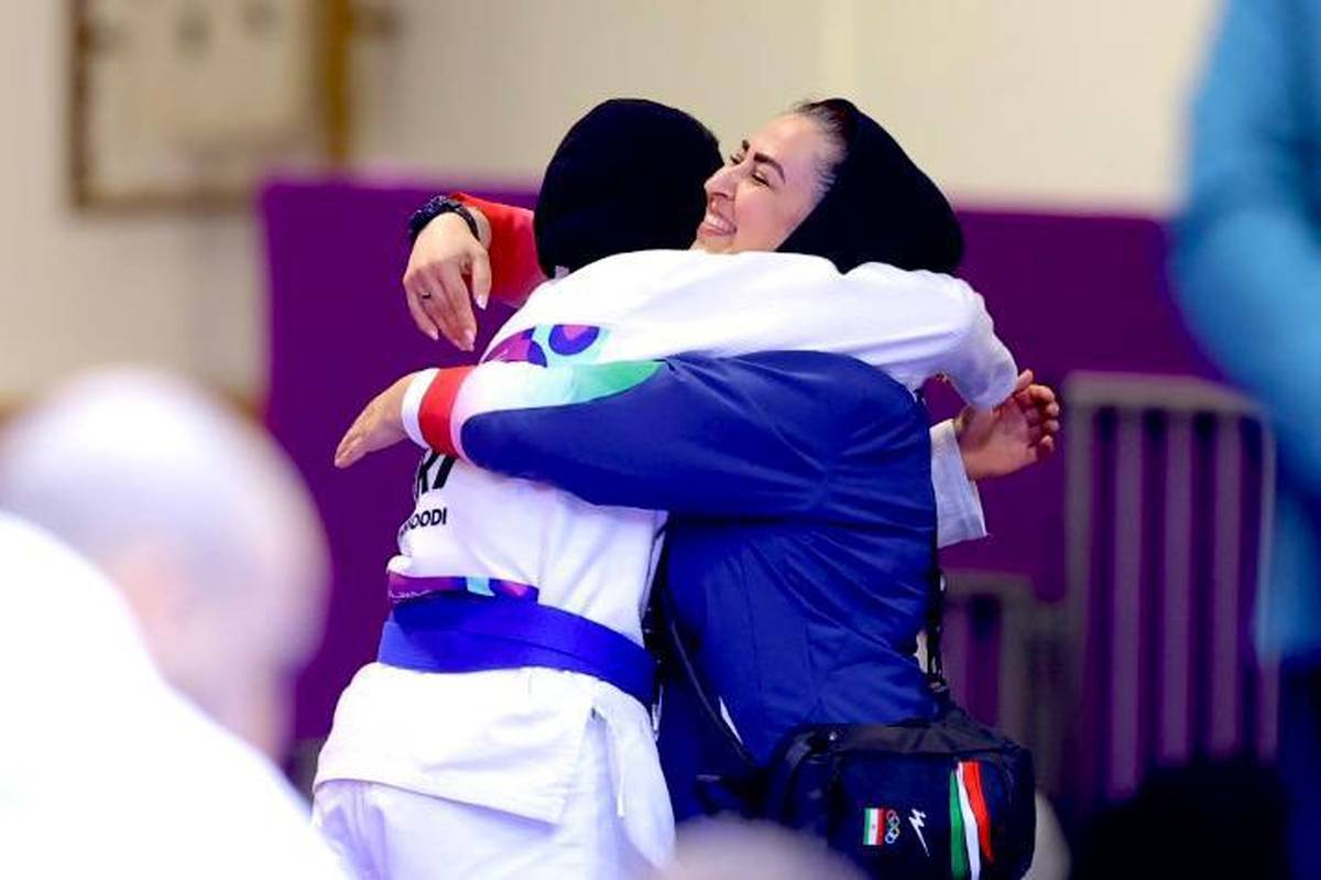 هستی حمودی صاحب گردن‌آویز برنز مسابقات جوجیتسو شد