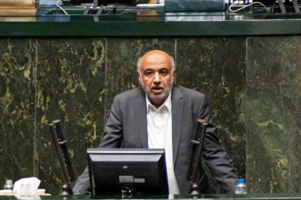 پاسخ وزیر کار به سوال مربوط به انتصابات سیاسی، مجلس را قانع کرد