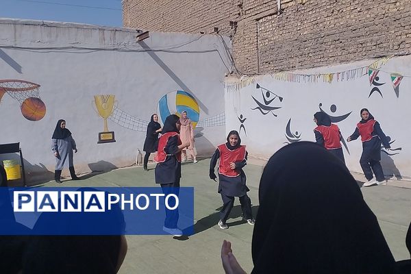 شور و هیجان داژبال در مهردخت؛ رقابت مهارت و نشاط به مناسبت هفته تربیت بدنی
