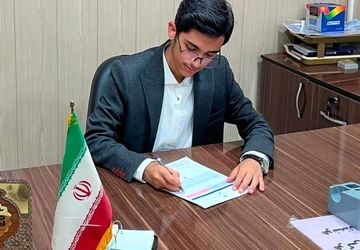 «ارشیا احمدی» رئیس مجلس دانش‌آموزی شد