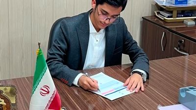 «ارشیا احمدی» رئیس مجلس دانش‌آموزی شد