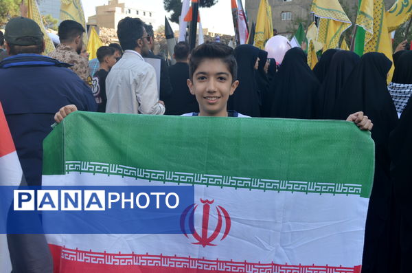 راهپیمائی باشکوه 13 آبان در تهران