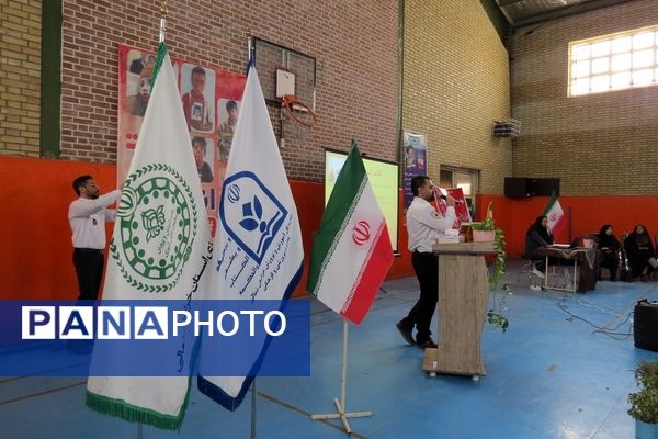 همایش پیشگیری از آسیب‌های چهارشنبه سوری در دبیرستان نرجس بجنورد