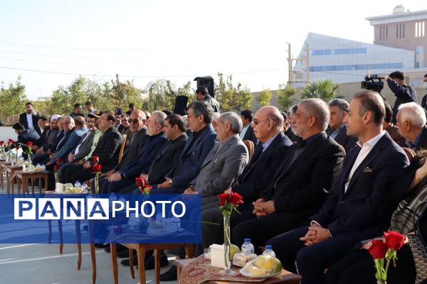 افتتاح مدرسه خیرساز ناحیه دو یزد با حضور وزیر آموزش و پرورش