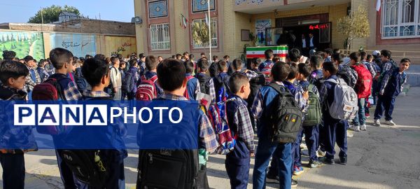 جشن آغاز سال تحصیلی جدید در مدرسه شهدای فرهنگی شهرستان شیروان
