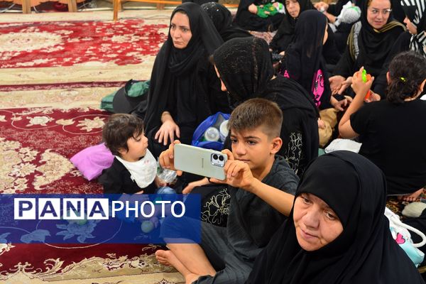 شیرخوارگان عهد سربازی امام‌زمان را در مصلی نسیم‌شهر بستند