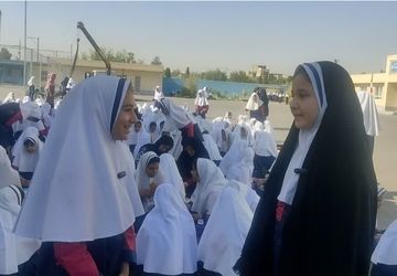 جشن روز کودک در دبستان سید کاظم حسینی برگزار شد