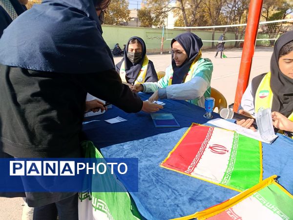 انتخابات شورای دانش آموزی‌ در دبیرستان‌ یغمای‌ نیشابوری(وکیلی 3)