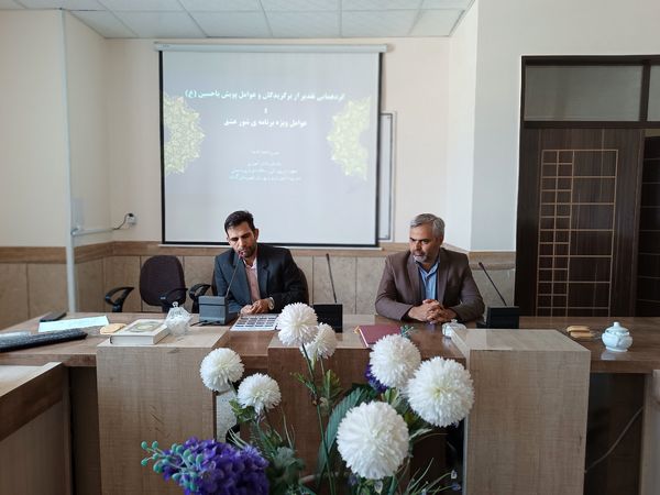 تجلیل از برگزیدگان پویش یاحسین(ع) در گناباد