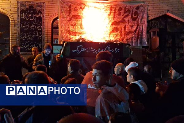 مراسم تشییع نمادین تابوت حضرت زهرا (س)در خیابان قناعت پیشه شیراز