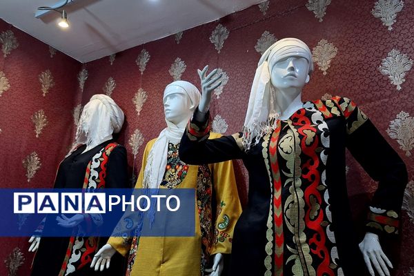 هنرستانی ها در نقش تولید کننده،دوخت لباس فرم دانش آموزان به دست هنرستانی های قدس