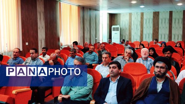 نشست مبلغان‌ و هیات‌های عزاداری شهرستان لنده در آستانه ماه محرم
