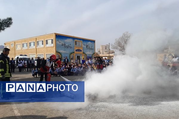 مانور زلزله، نغمه‌ای برای تاب آوری در دل زمین لرزه 