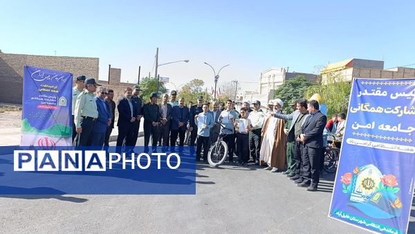 همایش دوچرخه سواری در شهرستان خلیل آباد 