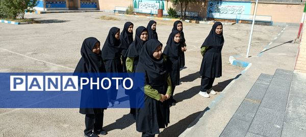 مانور بازگشایی مدارس در دبیرستان حجاب و تربیت شهرستان هلیلان 