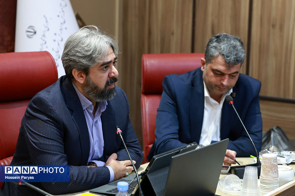 نشست صمیمی خبرنگاران پانا شهرستان‌های استان تهران با مدیرعامل خبرگزاری پانا
