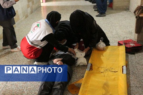 در سایه سکون؛ زنگ ایمنی و زلزله در دبیرستان اندیشه‌نفیس به صدا درآمد