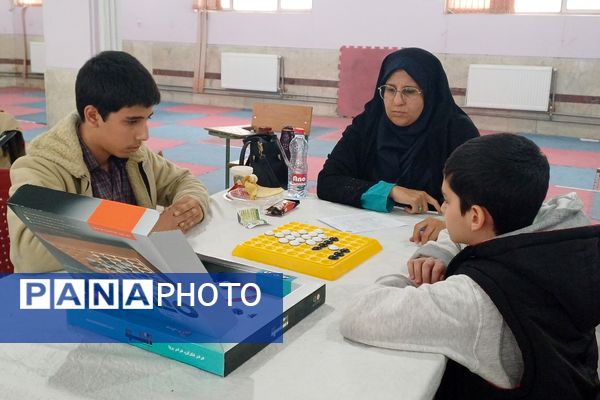 المپیاد رویش رقابتی مفرح و جذاب با حضور دانش‌آموزان  پسر مقطع متوسطه ناحیه ۳شیراز 