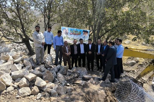 کلنگ زنی ۳ پروژه‌ آبخیزداری با اعتبار ۸۰ میلیارد ریال در شهرستان معمولان