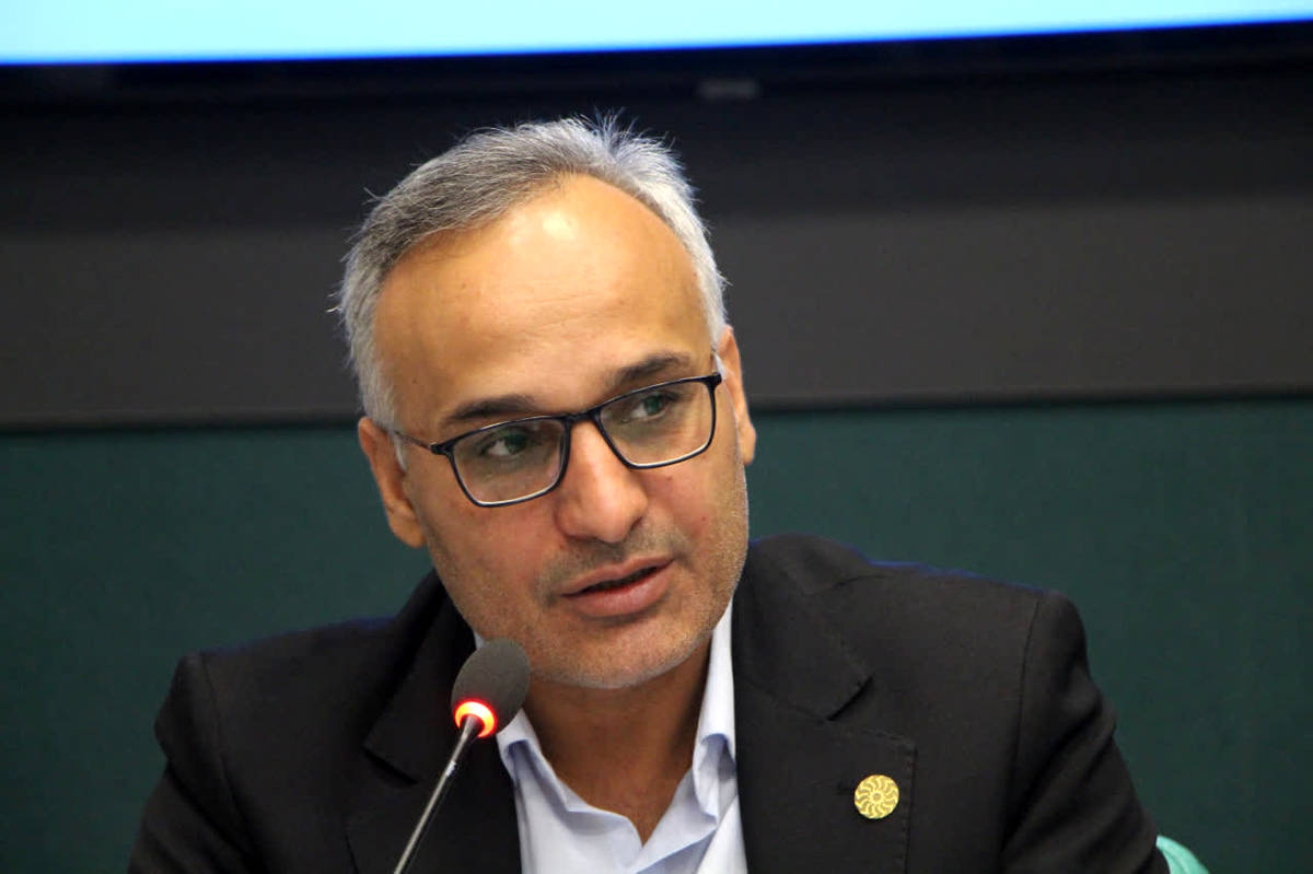 هفته کتاب در یزد با شعار «بخوانیم برای ایران» آغاز می‌شود