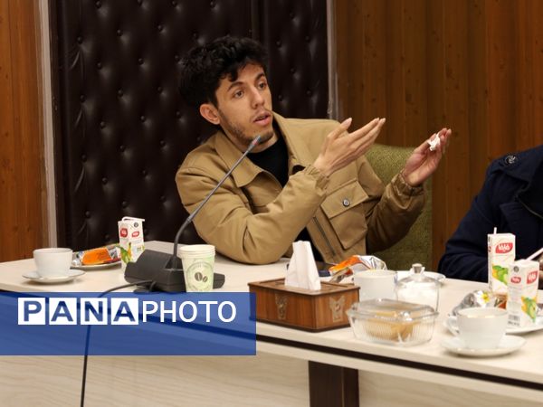  از تسخیر تا تبیین؛ بازخوانی پیام ۱۳ آبان در دانشگاه آزاد مشهد