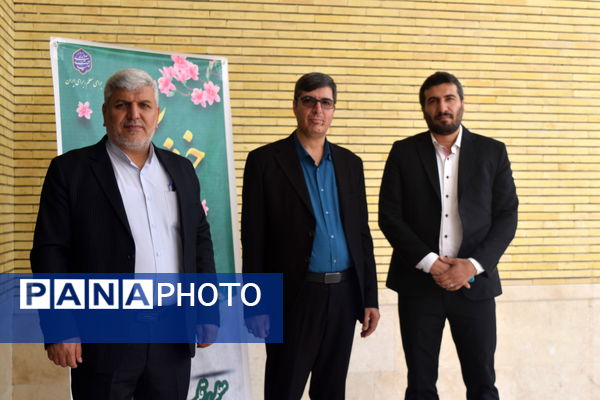 مراسم گرامیداشت مقام معلم و تجلیل از طلایه‌داران تعلیم و تربیت منطقه ۱۴ 