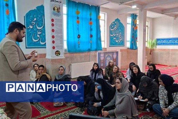 کارگاه تربیت قصه محور ویژه آموزش خانواده و اولیا دبستان هیات امنایی ملاصدرا