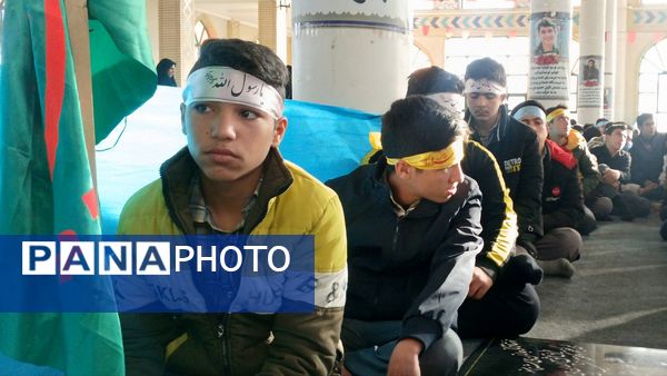 حضور دانش‌آموزان دبیرستان نمونه شهید سلیمانی بن در «همایش اقتدار بسیج» 