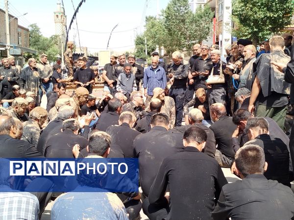 زنان و مردان بن در آیین گل‌زنی؛ هم‌نوا با کاروان کربلا