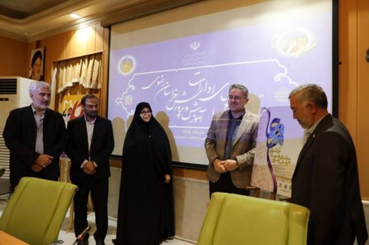 جشنواره معلمان هنرمند برگزار میشود