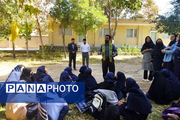 حضور دانش‌آموزان ناحیه یک شهرکرد و لاران در اردوی «طرح تمشک» 