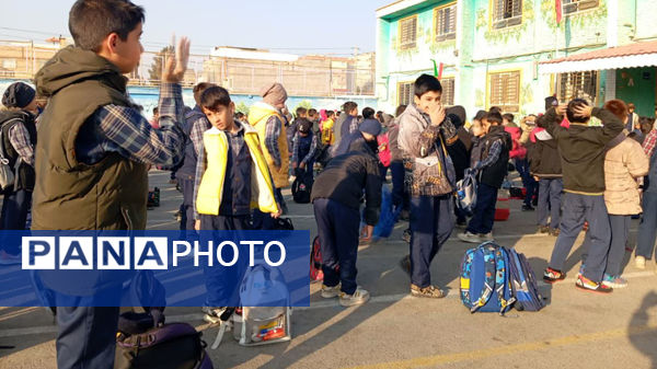 مراسم صبحگاهی شاد و متفاوت در دبستان پسرانه فطرت