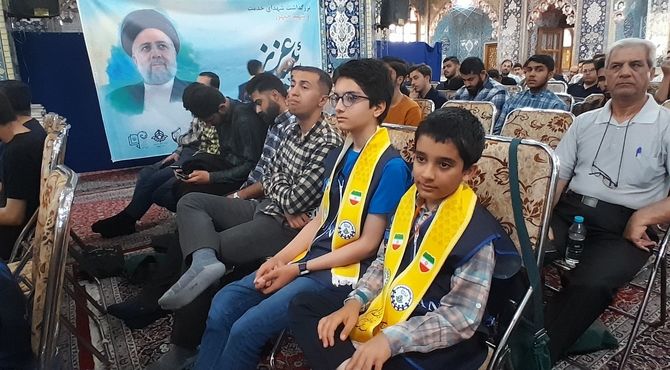 مراسم بزرگداشت رئیس‌جمهور شهید و رونمایی از مستند «مین جهنده» در حسینیه‌ بنی‌فاطمه