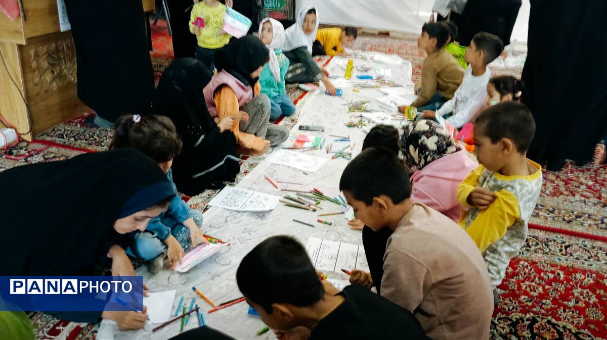 برپایی غرفه کودک در نماز جمعه شهرستان کاشمر 