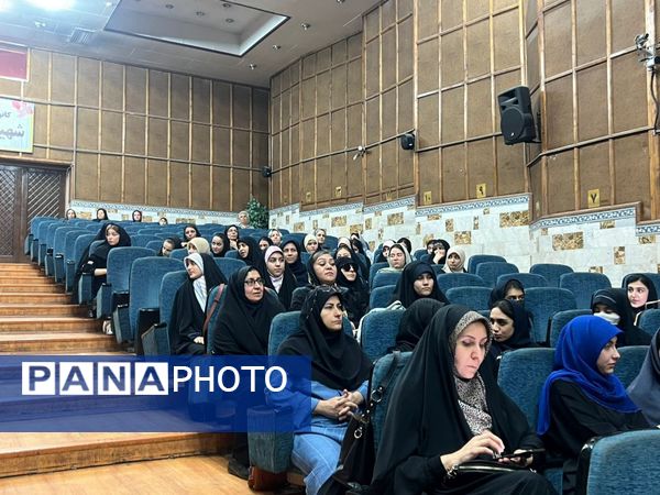 نشست گروه‌های برگزیده استانی رویداد بزرگ ملی «لیگ‌جت» در کانون فرهنگی و تربیتی شهید فهمیده کرج