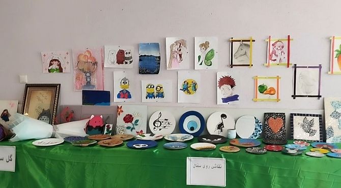 افتتاحیه مسابقات فرهنگی‌ و هنری در دبیرستان دخترانه مبعث