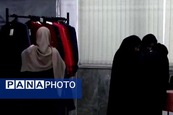 جشنواره تن پوش نور در باقرشهر 