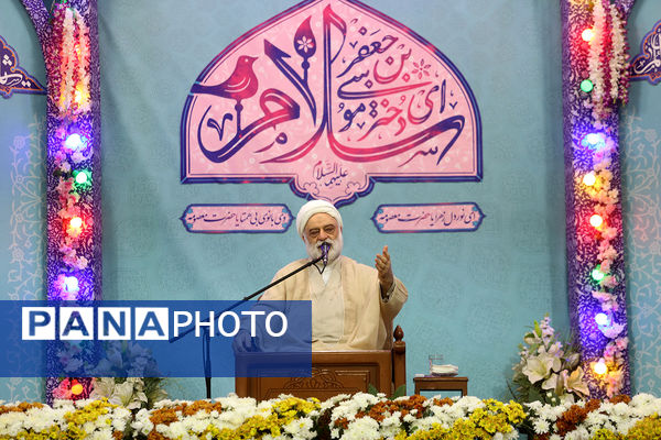 مراسم گل آرایی حرم حضرت معصومه(س) و جشن سالروز ورود ایشان به قم