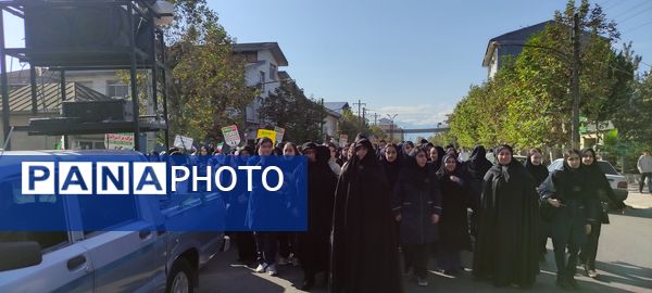 فریاد بصیرت در میدان دانش‌آموزی