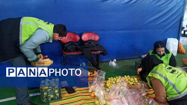 با همدلی و مشارکت یلدای شیرین تری برای دیگران ساخته شد