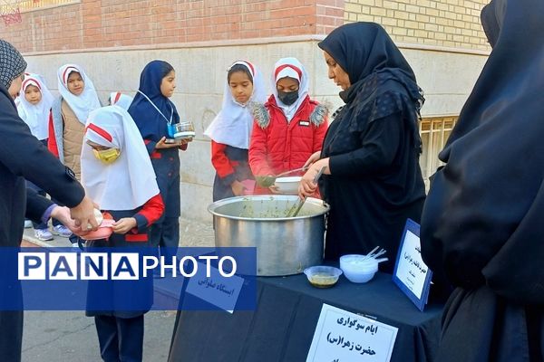 نوای فاطمی در مدارس پیشوا طنین‌انداز شد