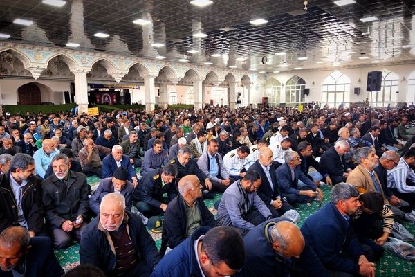 نماز عبادی سیاسی جمعه در کاشمر 