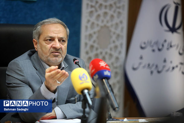  آیین رونمایی از پویش «بر مدار مقاومت» با حضور وزیر آموزش و پرورش