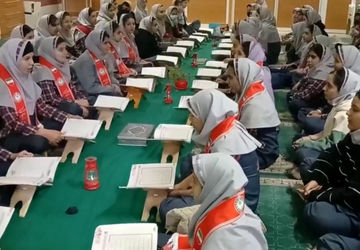 مراسم یادبود سردار دل‌ها در دبستان خورسندیان ناحیه 4 شیراز