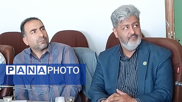 جلسه شورای معاونان آموزش و پرورش استان سمنان با موضوع پروژه مهر