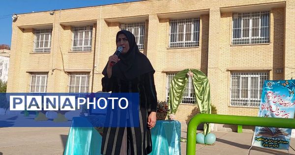  آغاز سال تحصیلی در دبیرستان فرزانگان‌ یک ناحیه 2 شیراز