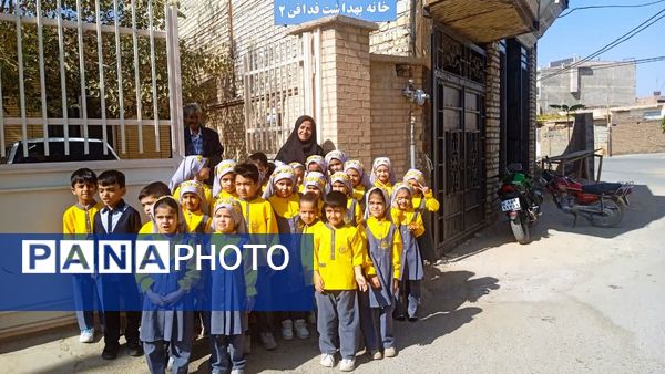 قدردانی از کارکنان خانههای بهداشت روستای فدافن در روز پرستار
