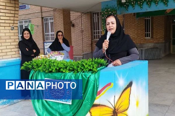 برگزاری جشن ولادت امام حسن عسگری(ع) در دبیرستان الغدیر ناحیه یک شهرری